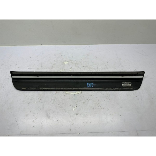 Soleira Porta Dianteira Direita Audi Q3 2014 5017