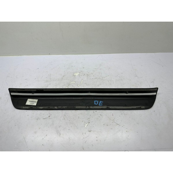 Soleira Porta Dianteira Esquerda Audi Q3 2014 5019