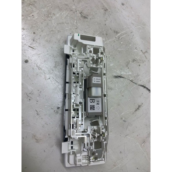 Luz De Teto Nissan Kicks Exclusive 2022