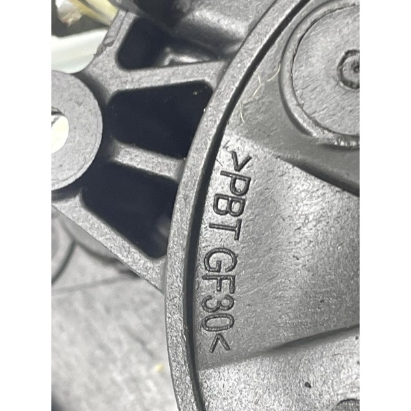 Máquina De Vidro Tras/esq Fiat Cronos 2022