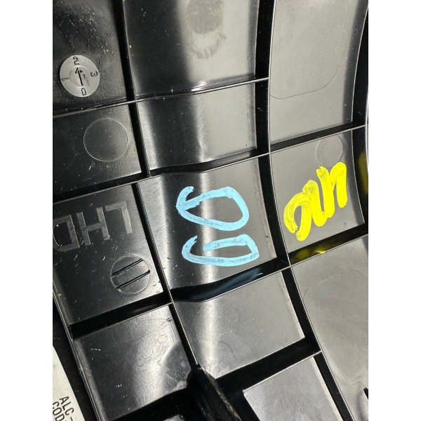 Acabamento Ar Condicionado Dian/direito Kia Cerato 2014 4924