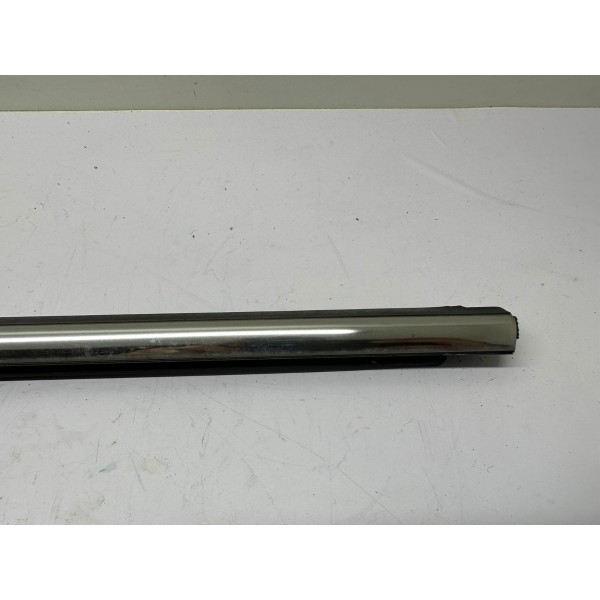 Pestana Externa Traseira Esquerda Kia Cerato 2014 4921