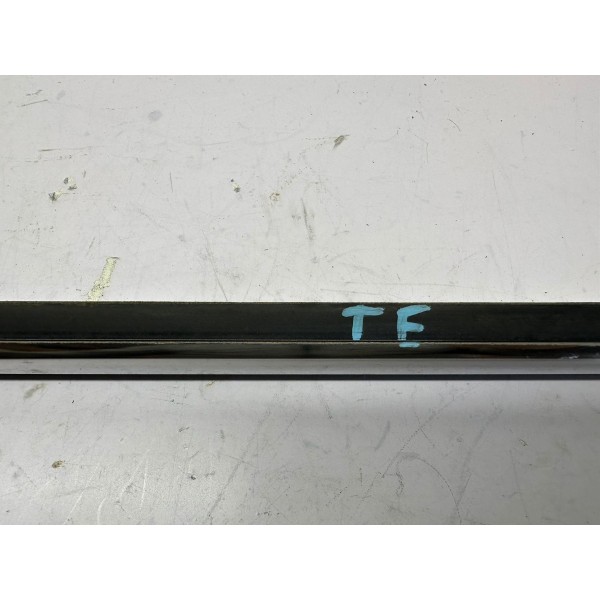 Pestana Externa Traseira Esquerda Kia Cerato 2014 4921