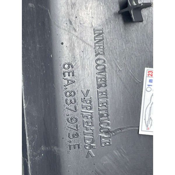 Acabamento Interno Retrovisor Esquerdo Volkswagen Nivus 2022