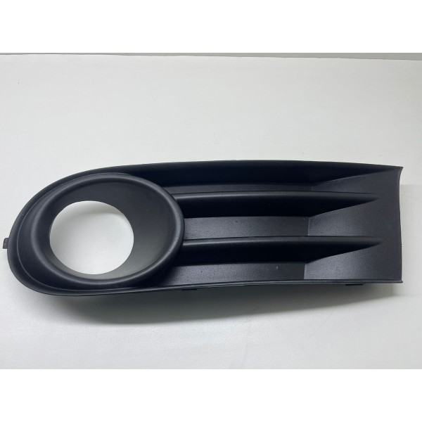 Moldura Farol De Milha Dian/esq Volkswagen Nivus 2022 Preto Esquerdo