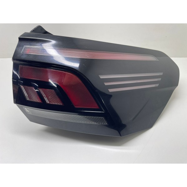 Lanterna Tras/dir Volkswagen Nivus 2022 Direito Vermelho