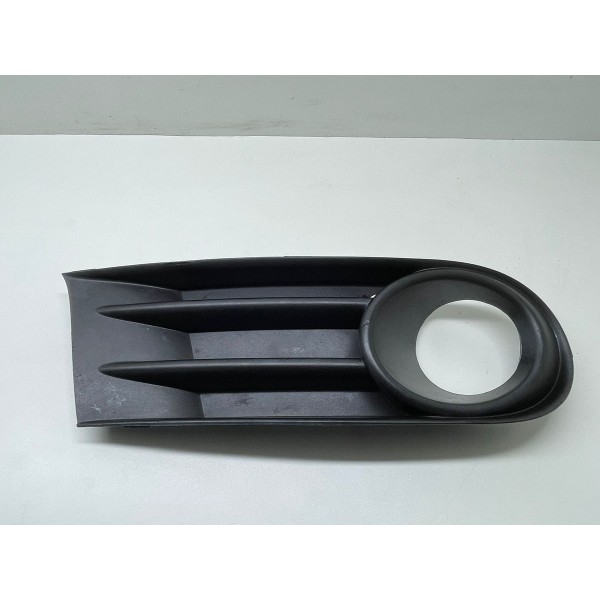 Moldura Farol De Milha Dian/dir Volkswagen Nivus 2022 Preto Direito