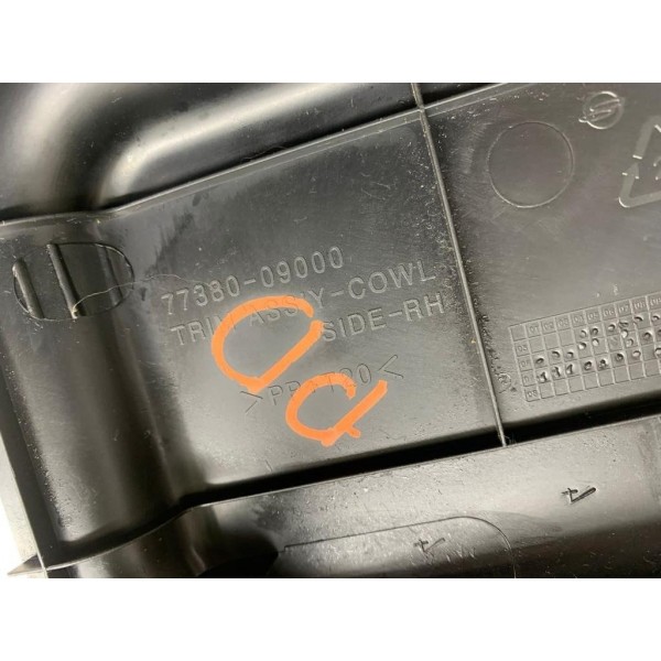 Acabamento Soleira Direita Ssangyong Actyon 2010 1538