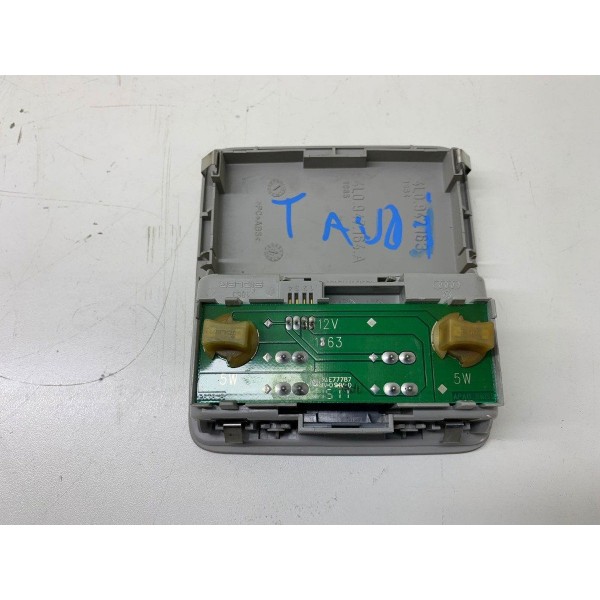 Luz De Teto Traseira Audi Q7 2012 4l0947163 4002