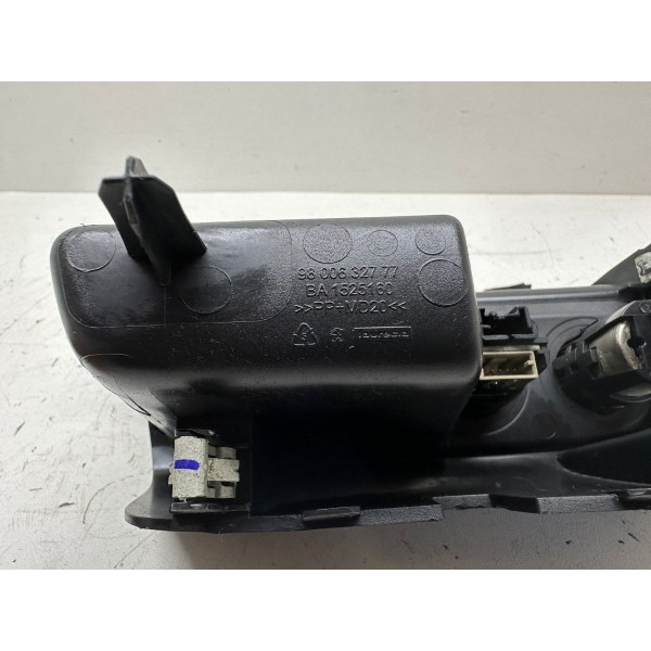 Acabamento Tomada 12v Peugeot 208 2014 4443