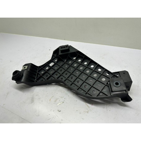 Suporte Farol Lado Esquerdo Audi Q3 2014 4653