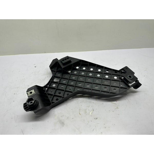 Suporte Farol Lado Esquerdo Audi Q3 2014 4653