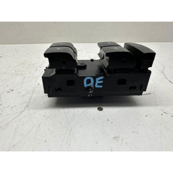 Botão Comando Do Vidro Diant. Esquerdo Cruze Lt 2017 3706