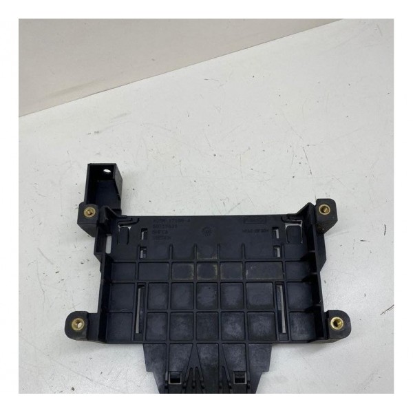 Suporte Módulo De Injeção Freelander 2010 6g9n17108 2138