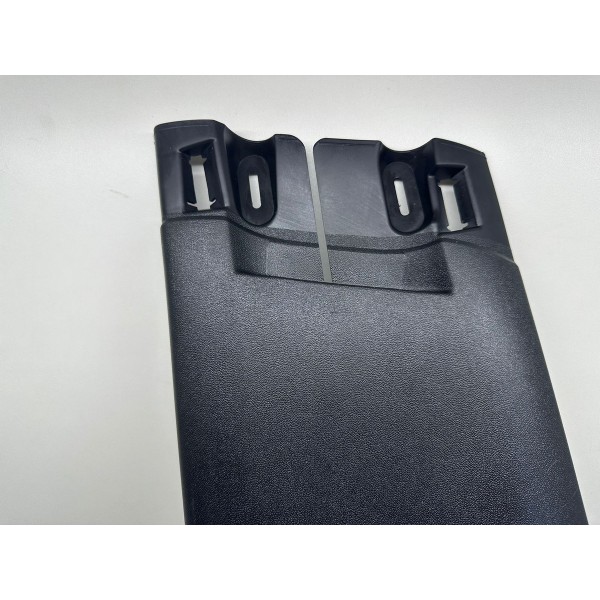 Acabamento Coluna Central Dian/esquerda Peugeot 208 2017