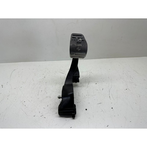 Pedal Embreagem Peugeot 208 2014 258ai9x007 4562