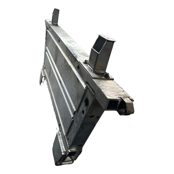 Travessa/suporte Do Motor - Volvo Xc40 Recharge Pe 2022