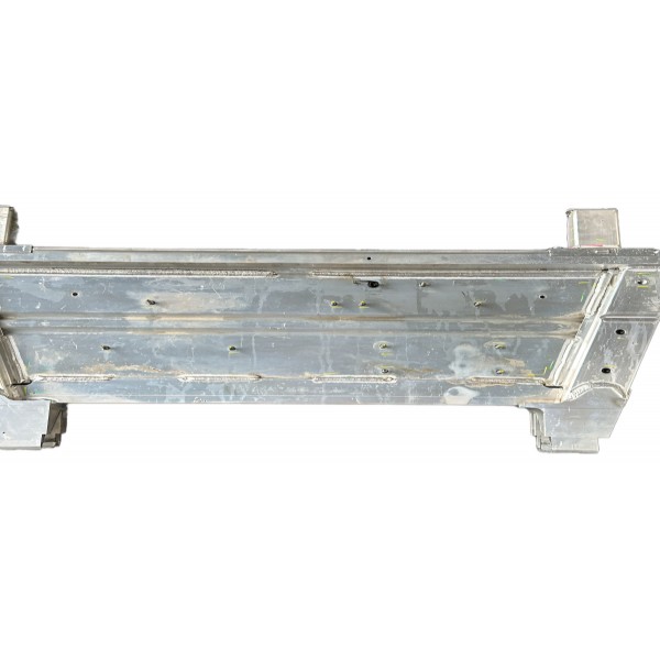 Travessa/suporte Do Motor - Volvo Xc40 Recharge Pe 2022