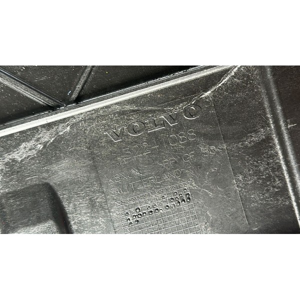 Cobertura Inf. Motor/chassi - Volvo Xc40 Recharge Pe 2022