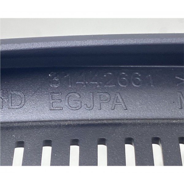 Moldura Painel De Instrumento - Volvo Xc40 Recharge 2022 Original