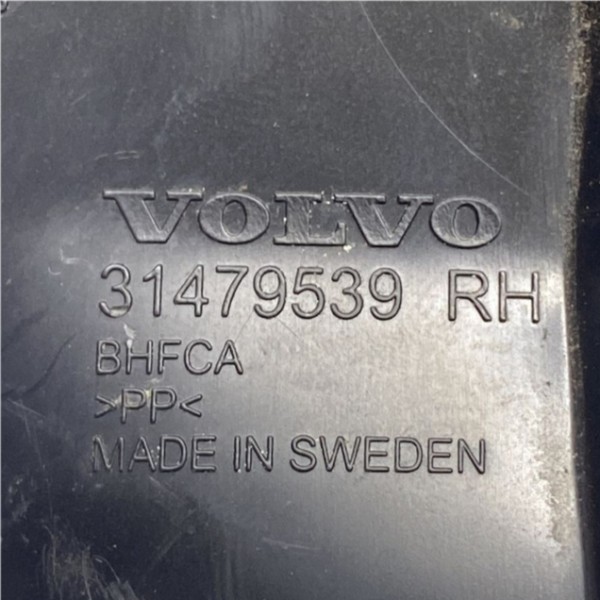 Tampa Dobradiça Capo ( Direito ) - Volvo Xc40 2022 31479539