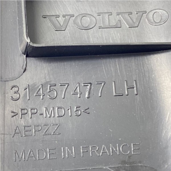 Acabamento Painel Interno ( Esq. ) - Volvo Xc40 22 31457479