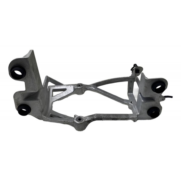 Suporte Compressor A/c - Volvo Xc40 Recharge 2022