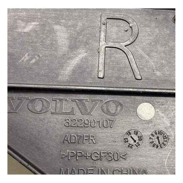 Tampa De Bateria - Volvo Xc40 Recharge 2022 ( 32290107 )