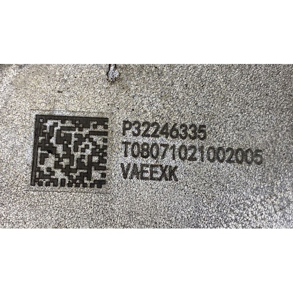 Manga Eixo ( Diant. Esquerdo ) - Volvo Xc40 Recharge 2022