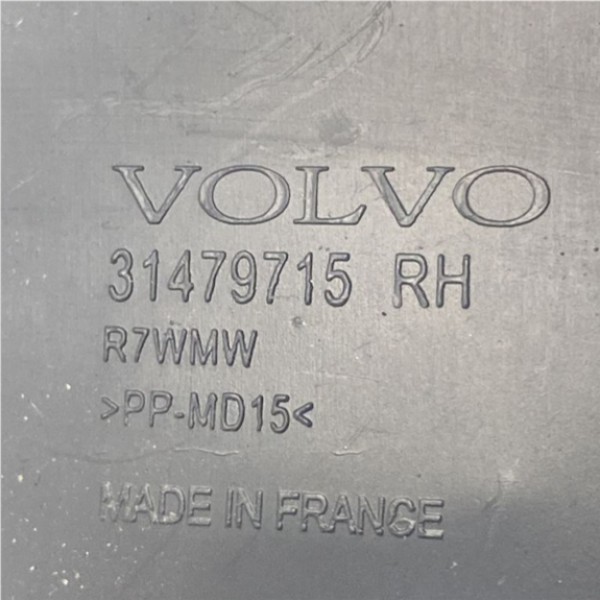 Acabamento Coluna ( Interno Direito )  - Volvo Xc40 2022