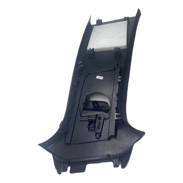 Acabamento Coluna ( Interno Esquerdo )  - Volvo Xc40 2022