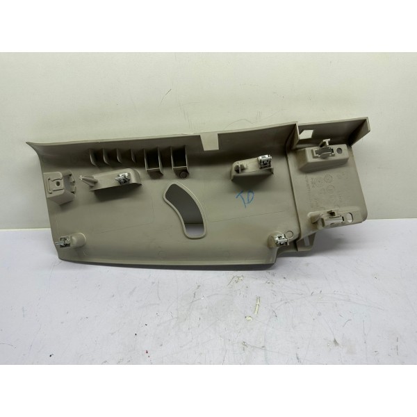 Acabamento Cinto Traseiro Direito Dodge Ram 2012 1726