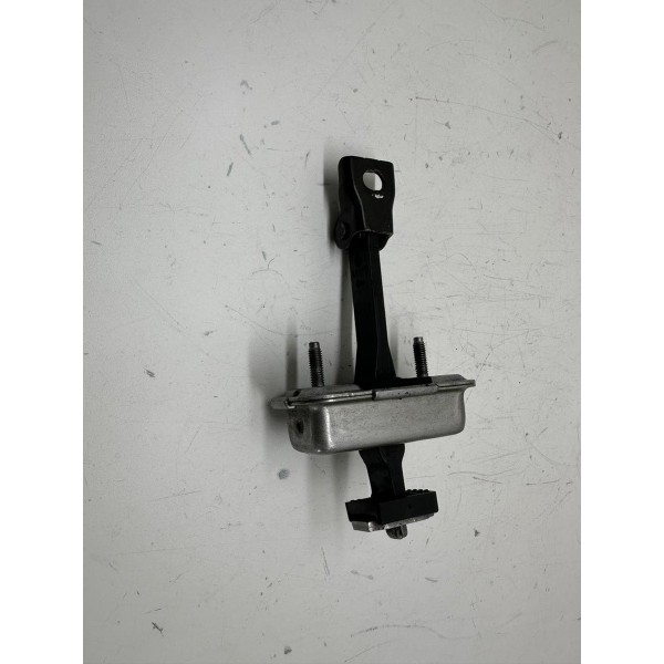 Limitador Porta Dianteira Direita Peugeot 208 2017 5264