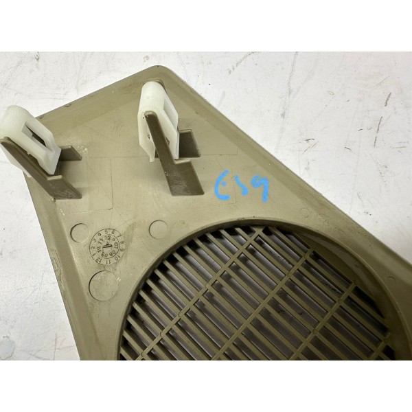 Acabamento Esquerdo Dodge Ram 2012 1723