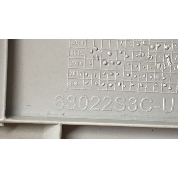 Acabamento Tampa Traseira - Toyota Hillux Srx 2022 Diesel