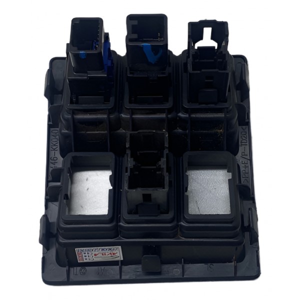 Moldura Botão Parking - Toyota Hilux Srx 2022 Diesel