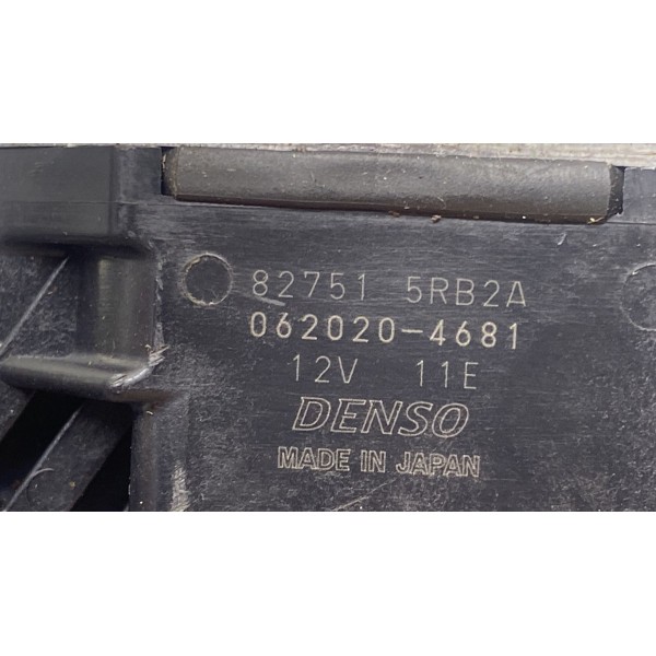 Motor Máquina De Vidro ( Tras. Dir ) - Nissan Kicks Exc. 22