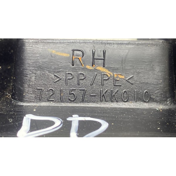 Acabamento Trilho Banco ( Diant. Direito ) - Hilux 2016/20