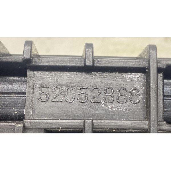 Guia Do Vidro ( Traseiro Esquerdo ) - Fiat Cronos 2022 1.3 - Original